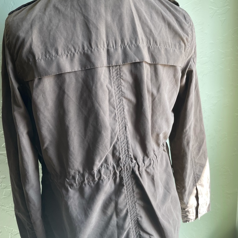 Jacket - Picture 5 of 9